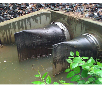 佛山市高明区卡箍式<a href=//firepitlogs.com/ target=_blank class=infotextkey><a href=//firepitlogs.com target=_blank class=infotextkey>鸭嘴阀</a></a>在河道中的使用
